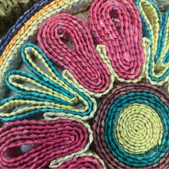 Decorative Straw Trivet Hot Pads - set - Picture 9 of 9